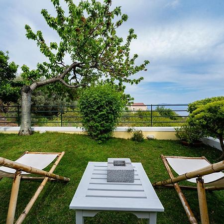 Sea Path Apartment ปาเลออน ซิฟลิคิออน ภายนอก รูปภาพ