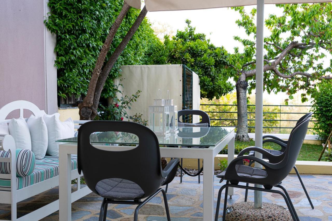 Sea Path Apartment ปาเลออน ซิฟลิคิออน ภายนอก รูปภาพ