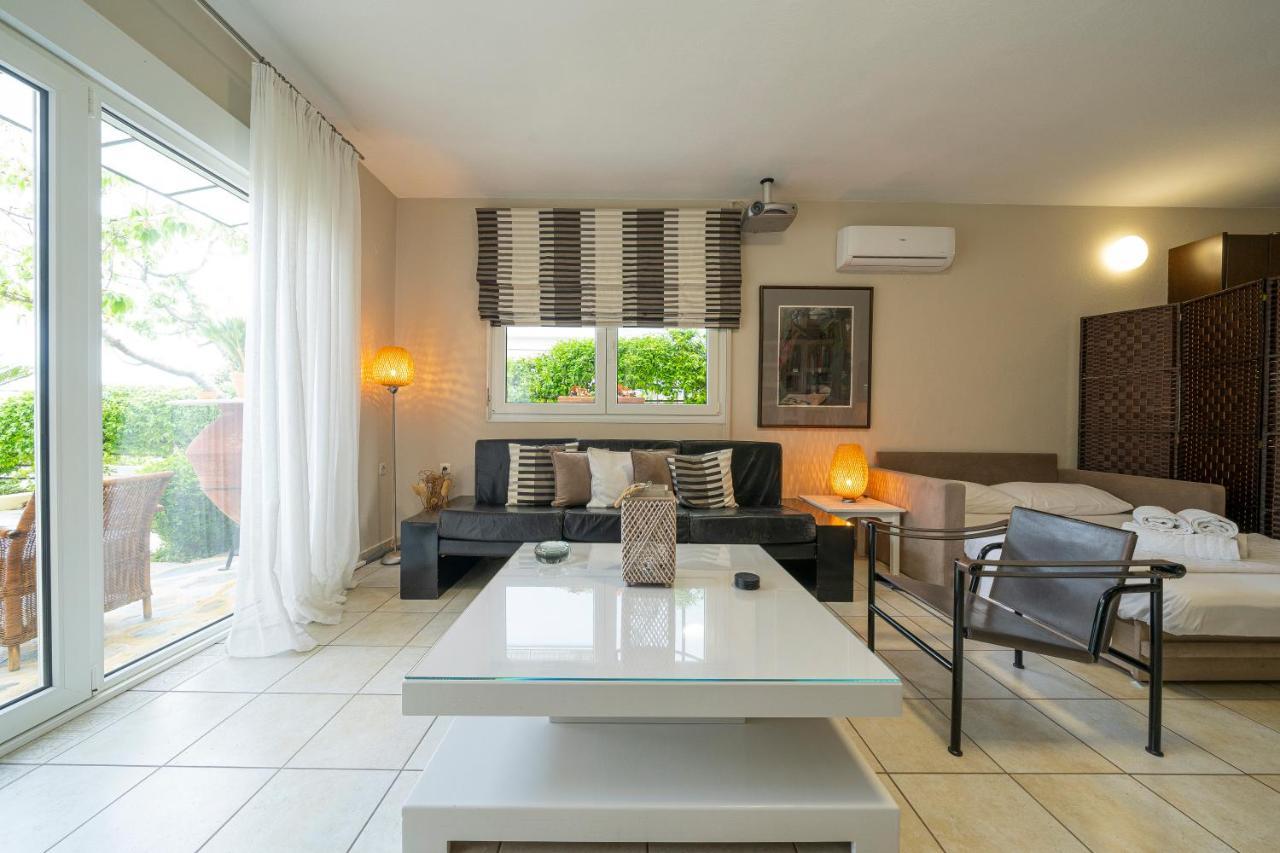 Sea Path Apartment ปาเลออน ซิฟลิคิออน ภายนอก รูปภาพ
