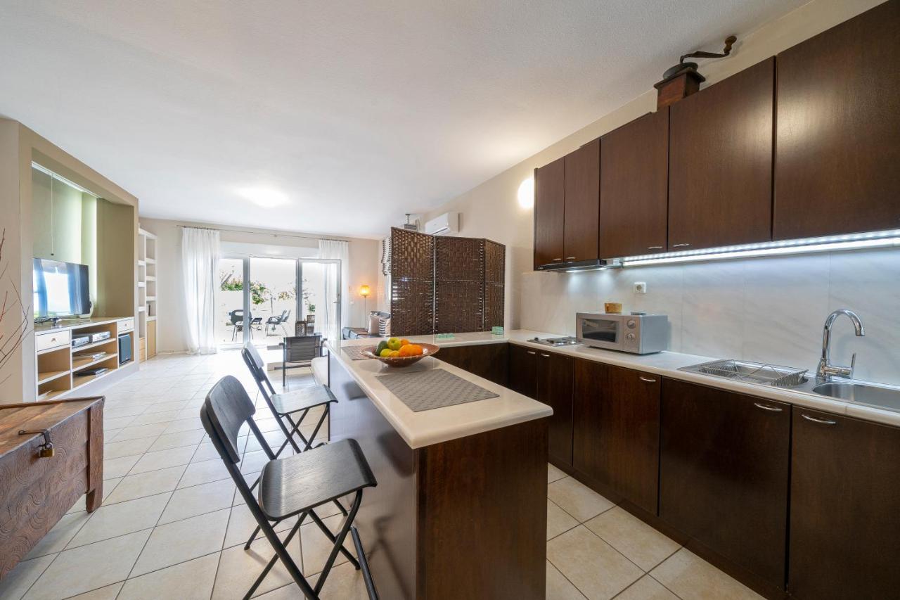 Sea Path Apartment ปาเลออน ซิฟลิคิออน ภายนอก รูปภาพ